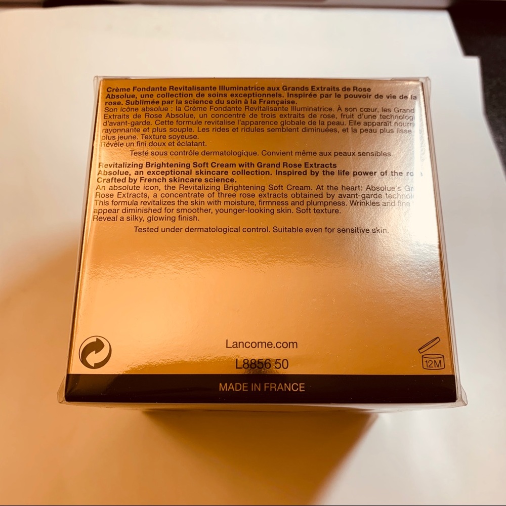 Lancome Absolue Brightening Soft Cream 2.0oz - Picture 2 of 5